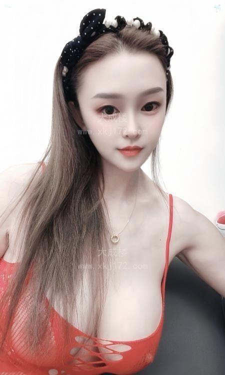 龙华E奶大波丹妮