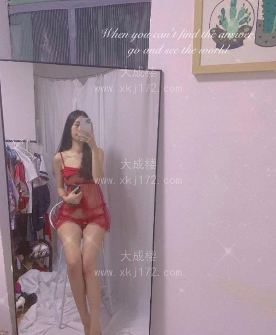 禅城大长腿老师