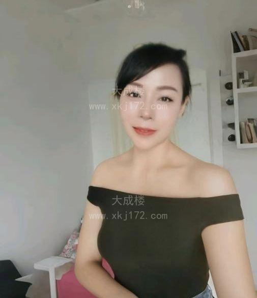 海珠激情舌吻少妇