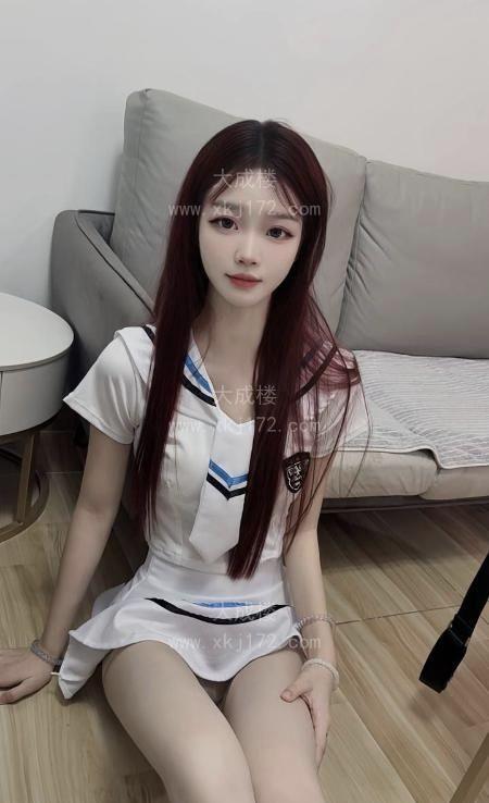 肤白高挑颜值嫩妹