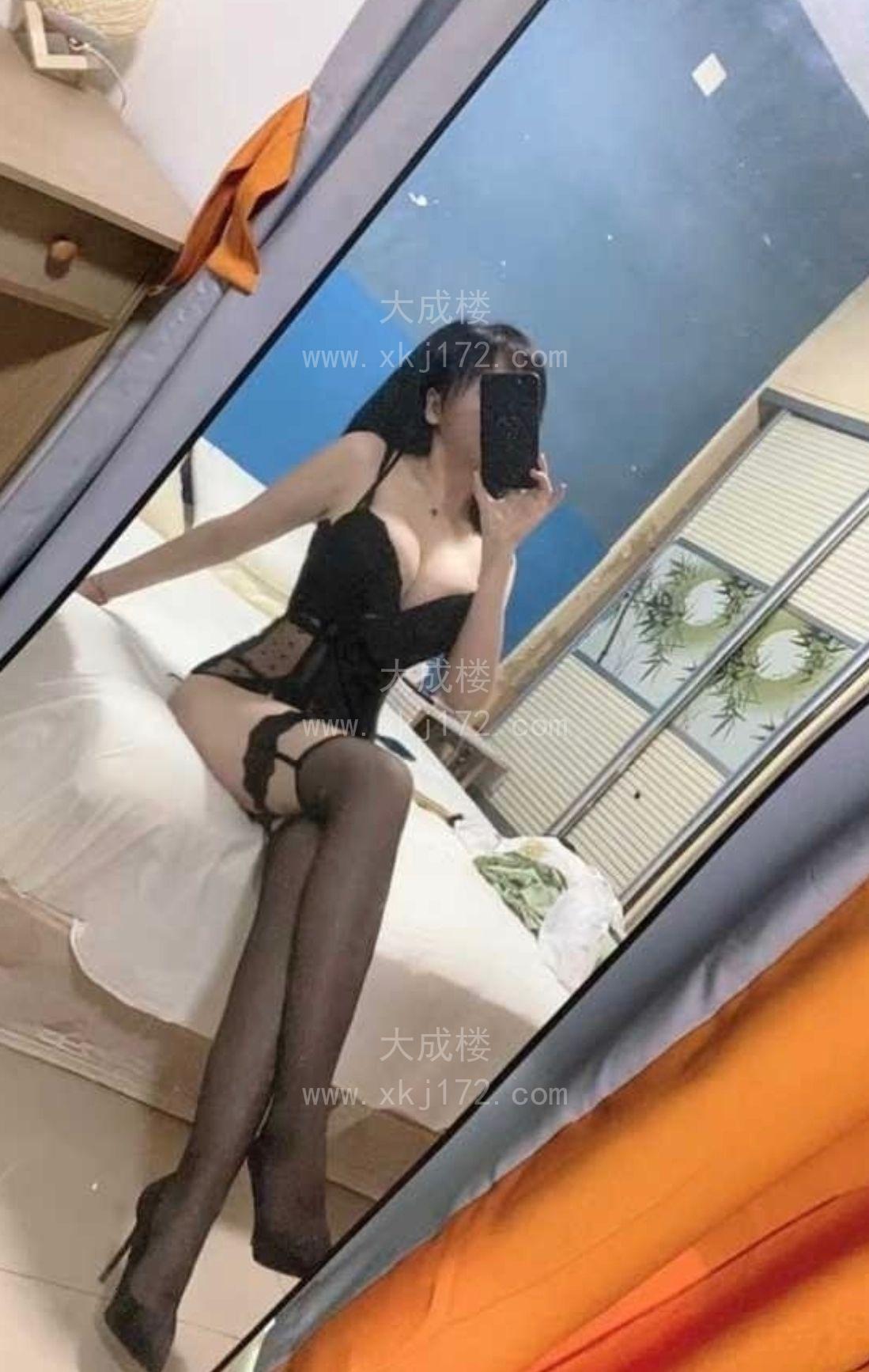 天河养眼温顺女生万分甜