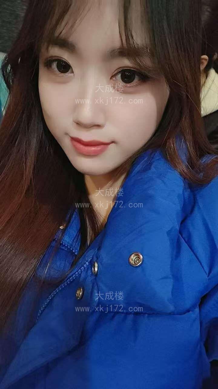 白云服务小女友