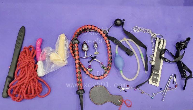 赛罕S大波浪皮鞭教主