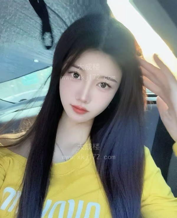 天河练瑜伽姐姐身材好