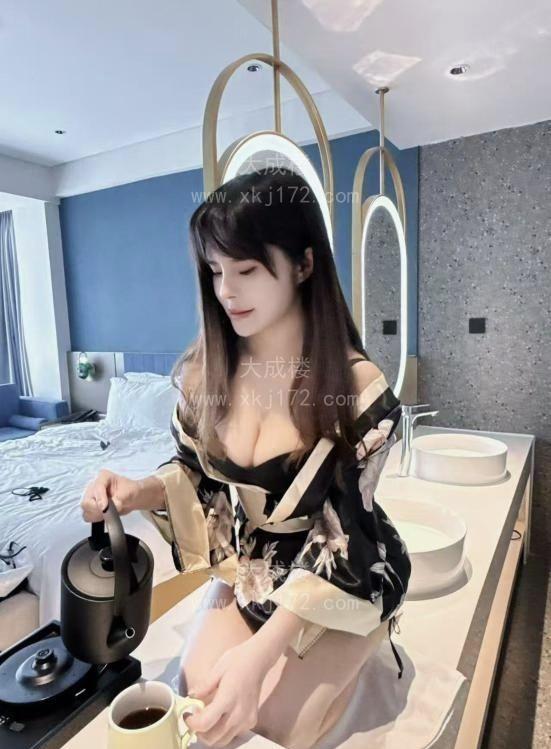 服务小姐姐若兰