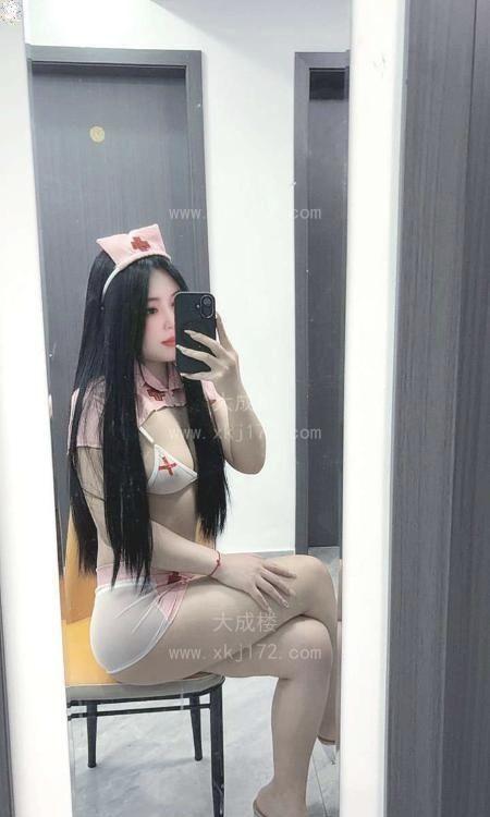 大奶大屁股骚妇