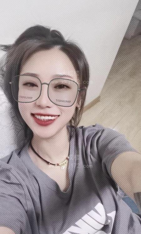 少妇苹果闺蜜双飞